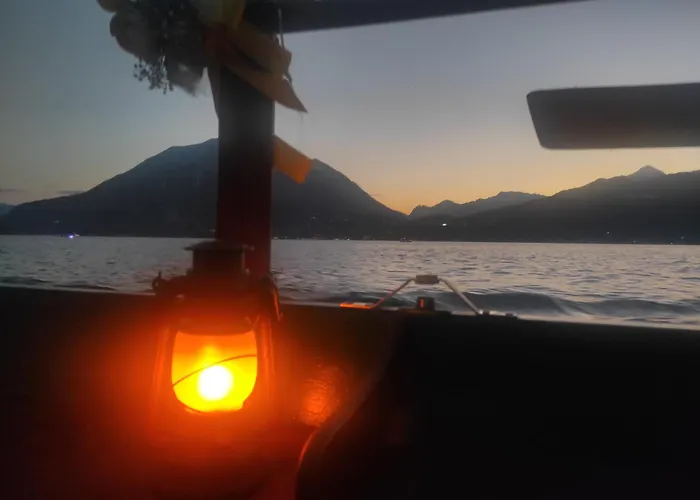 Callisto Vicino Al Con Un'atmosfera Calorosa E Giardino