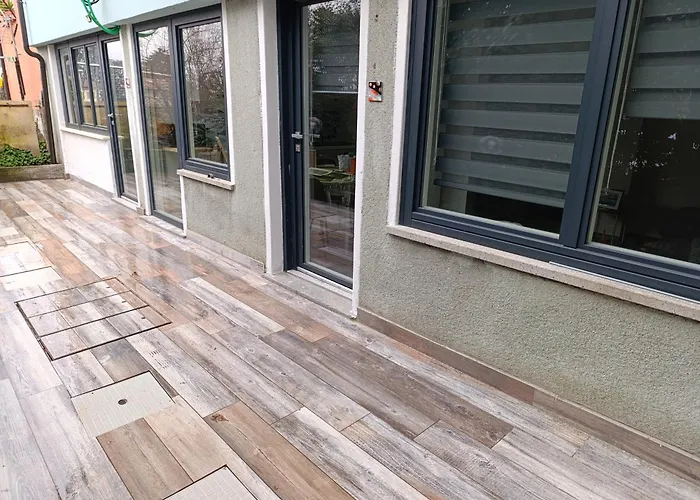 Callisto Vicino Al Con Un'atmosfera Calorosa E Giardino Apartament