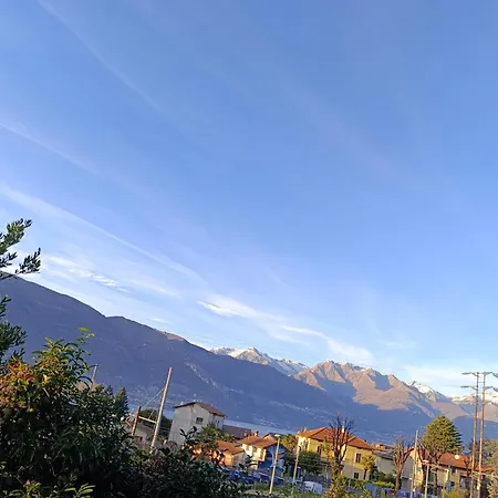 Callisto Vicino Al Con Un'atmosfera Calorosa E Giardino Апартаменты Дервио