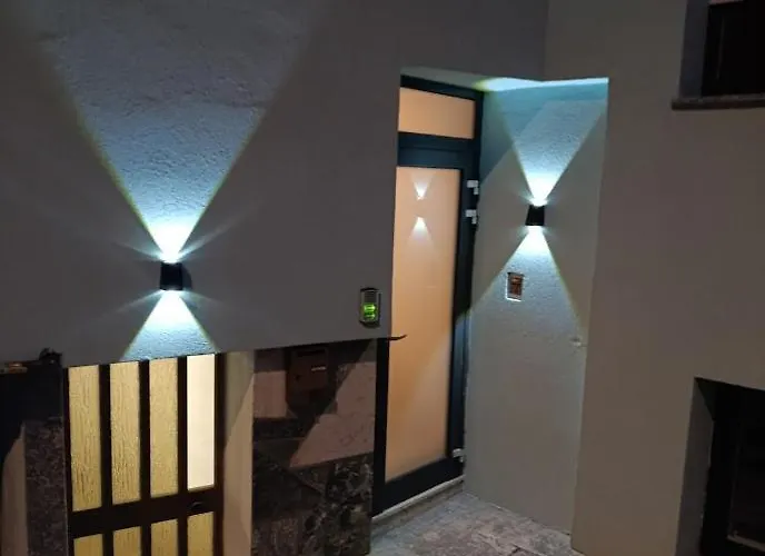 Callisto Vicino Al Con Un'atmosfera Calorosa E Giardino Апартаменты *