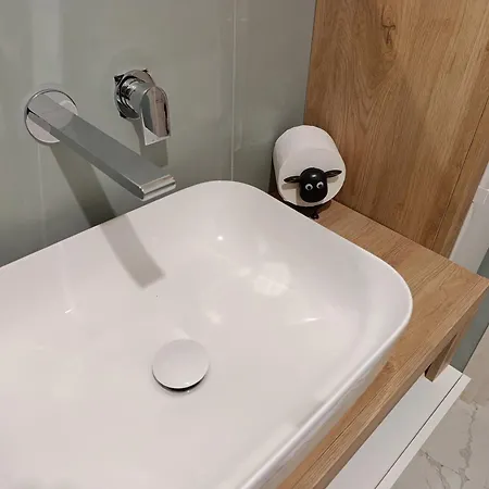 Lejlighed Callisto Vicino Al Con Un'atmosfera Calorosa E Giardino *