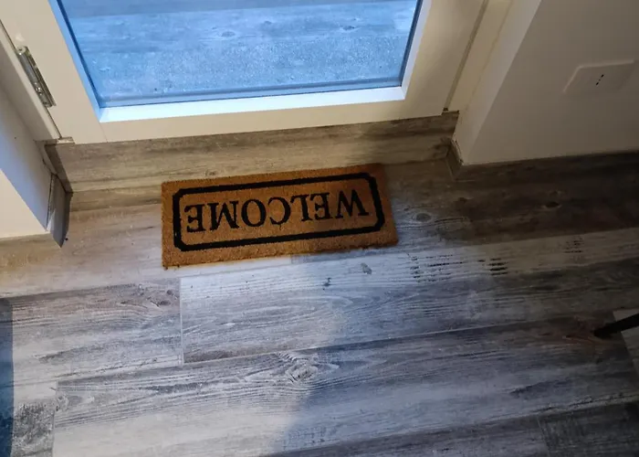 Lejlighed Callisto Vicino Al Con Un'atmosfera Calorosa E Giardino Dervio