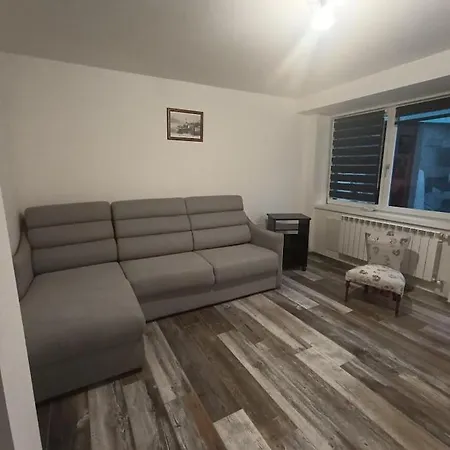 Callisto Vicino Al Con Un'atmosfera Calorosa E Giardino דרביו